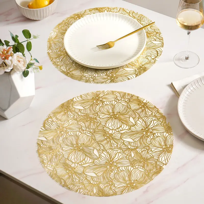 Metallic Gold Floral Table Mat Set – Six Premium Placemats 1