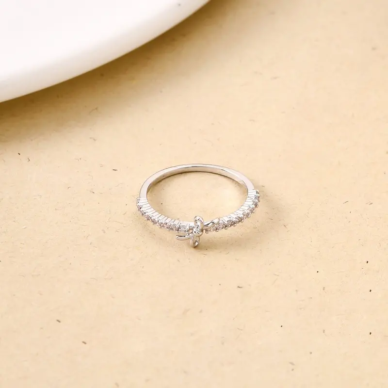 Minimalist Kawaii-Style Dainty Silver Ring 1