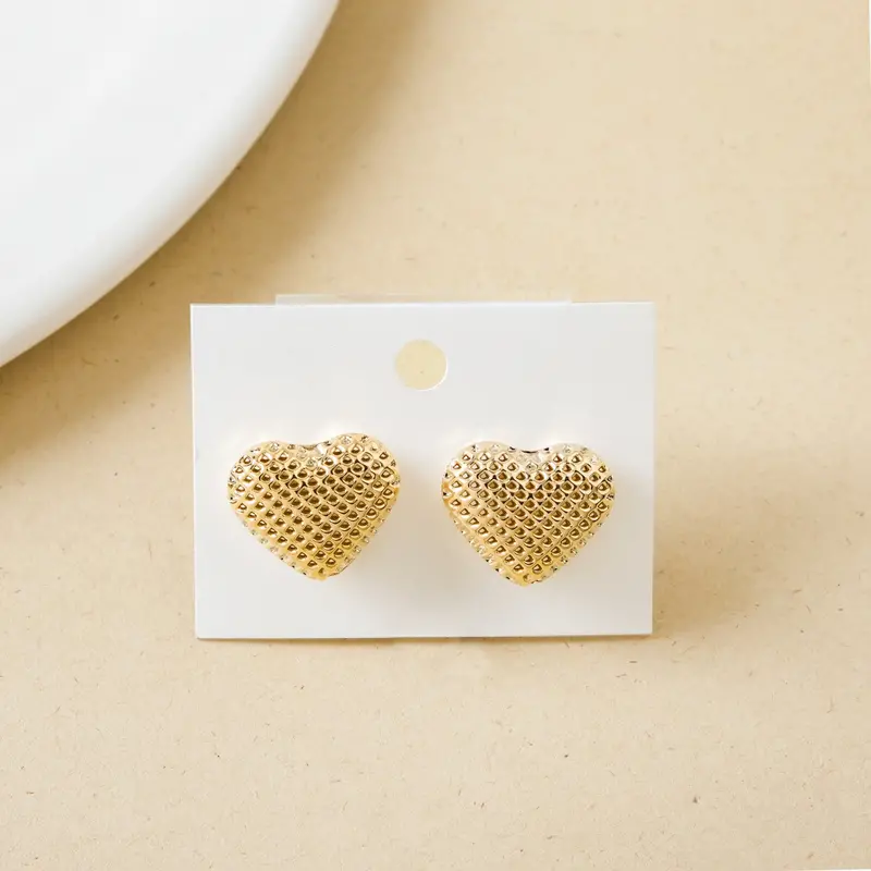Net-Textured Gold Heart Studs – Delicate Metallic Affection 1