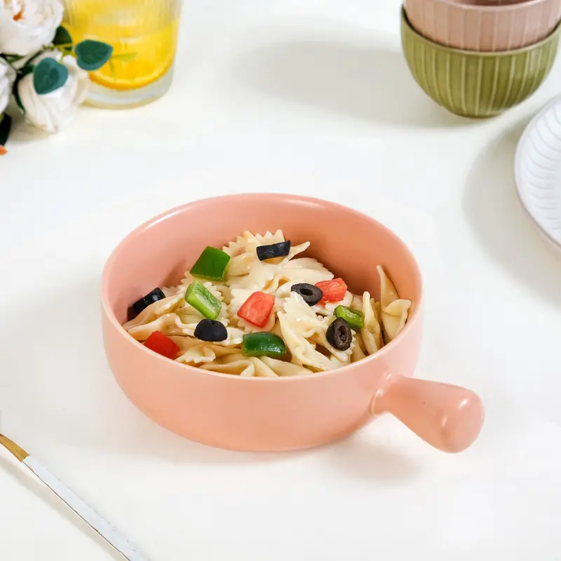 Peach-Toned Ceramic Bowl With Ergonomic Handle – 700Ml 1