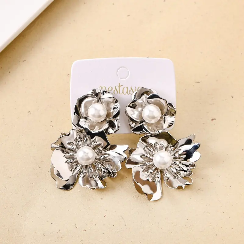 Pearl Blossom Silver Stud Earrings 1