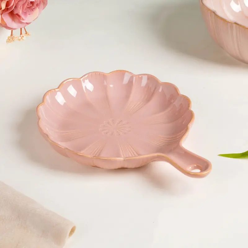 Pink Ocean-Themed Round Plate With Integrated Handle 1