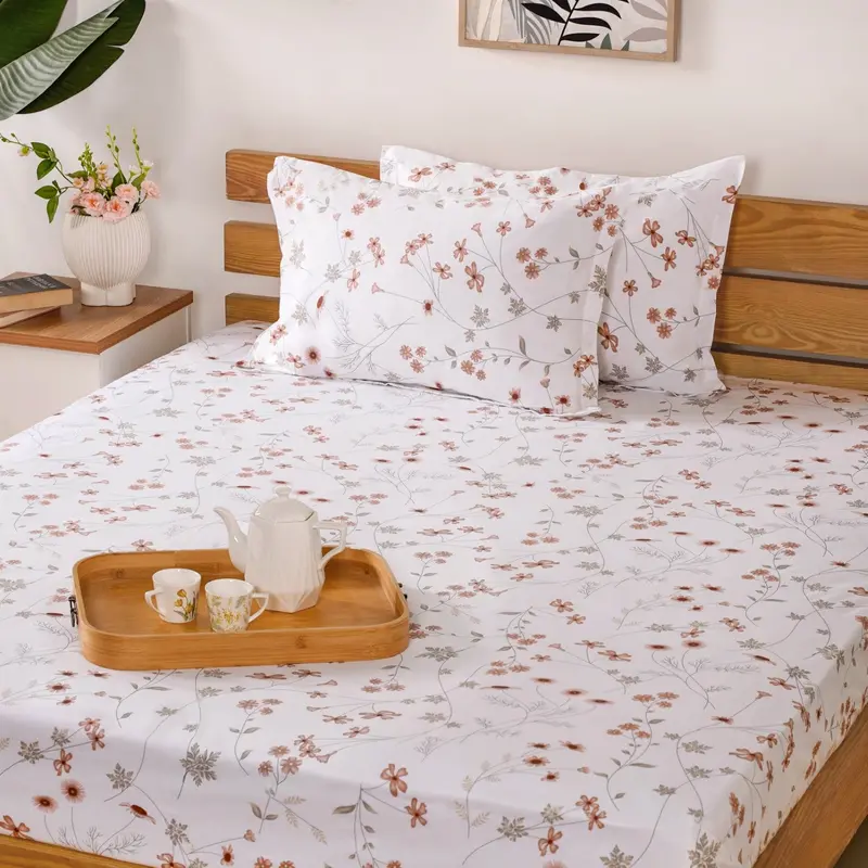 Red Floral King Bed Linen Set – 100% Pure Cotton, 180 Tc, 275X275 Cm 1