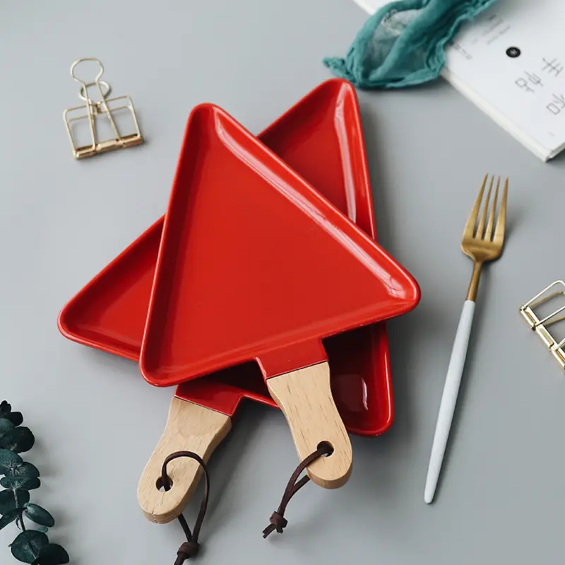 Red Triangle Serving Plate With Natural Wood Handle 1