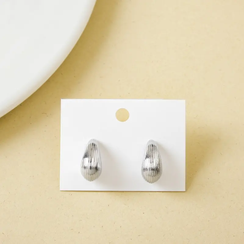 Rippled Silver Waterdrop Earrings – Sculptural Statement Piece 1