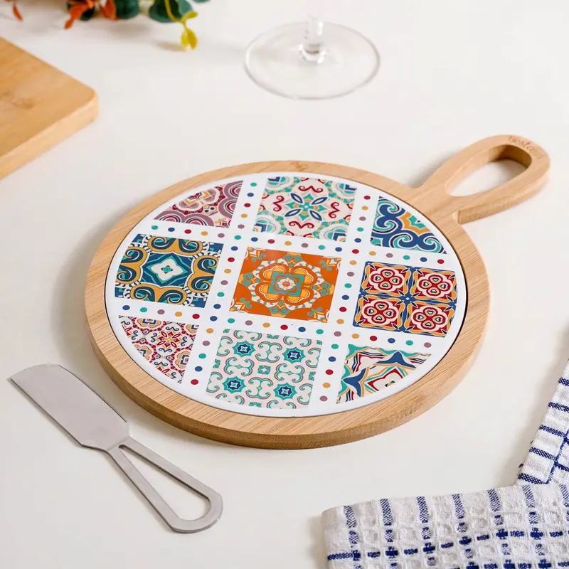 Round Ceramic Cheeseboard Featuring Moroccan Tile Design (20 Cm) 1