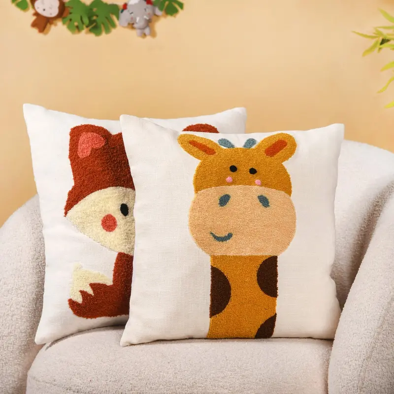 Savanna Stories Embroidered Pillow Set – Two 40X40 Cm Animal-Themed Cushion Covers 1
