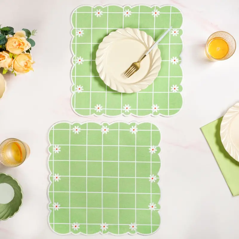Scallop-Edge Pure Cotton Table Mats – Six-Piece Embroidered Set 1