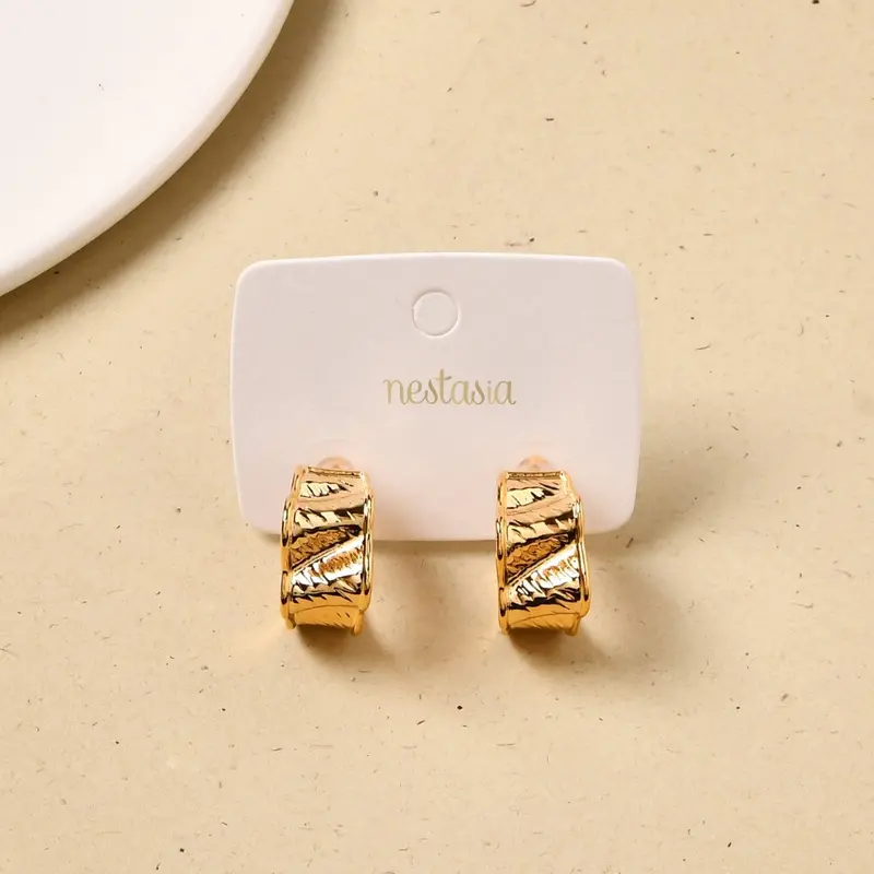 Sculpted Wave–Design Gold Hoop Earrings 1