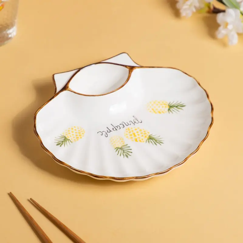 Seashell-Inspired Snack Serving Plate 1
