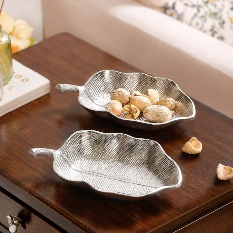 Set Of 2 Silver Metal Leaf Platters – Contemporary Decorative Trays 1