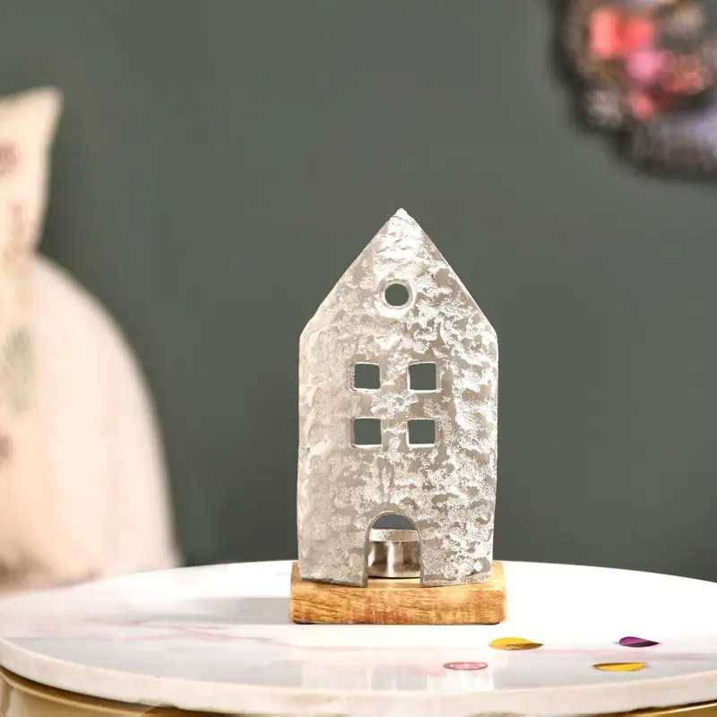 Silver Sea House-Themed Tea Light Candle Holder 1