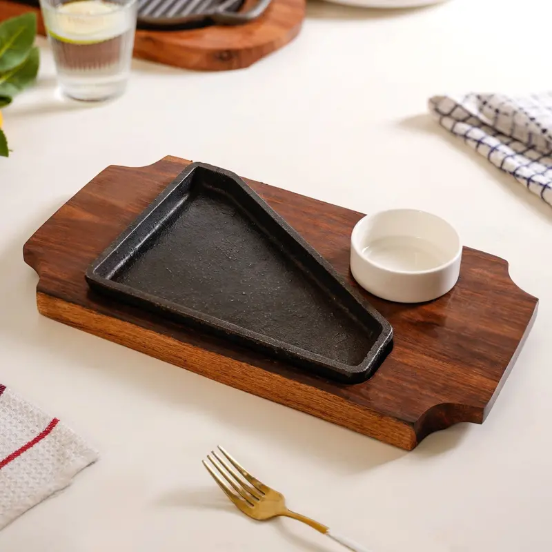 Sizzler Plate With Accompanying Dip Bowl And Wooden Base 1
