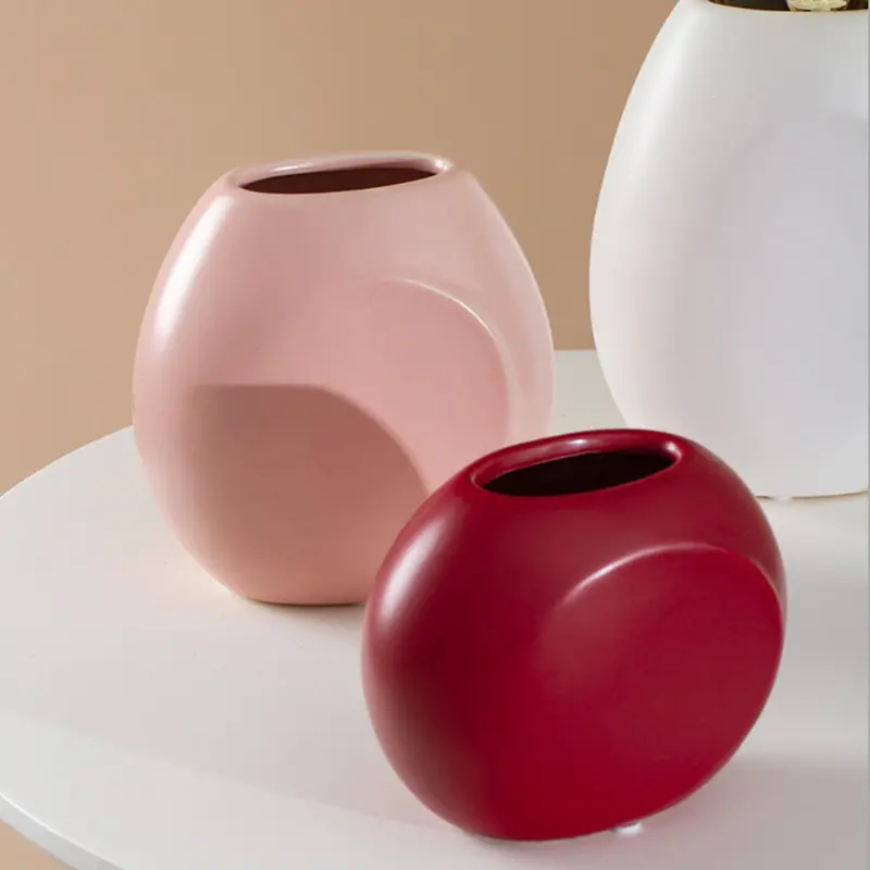 Slim Flat Ceramic Vase – Modern Flower Arrangement Holder 1