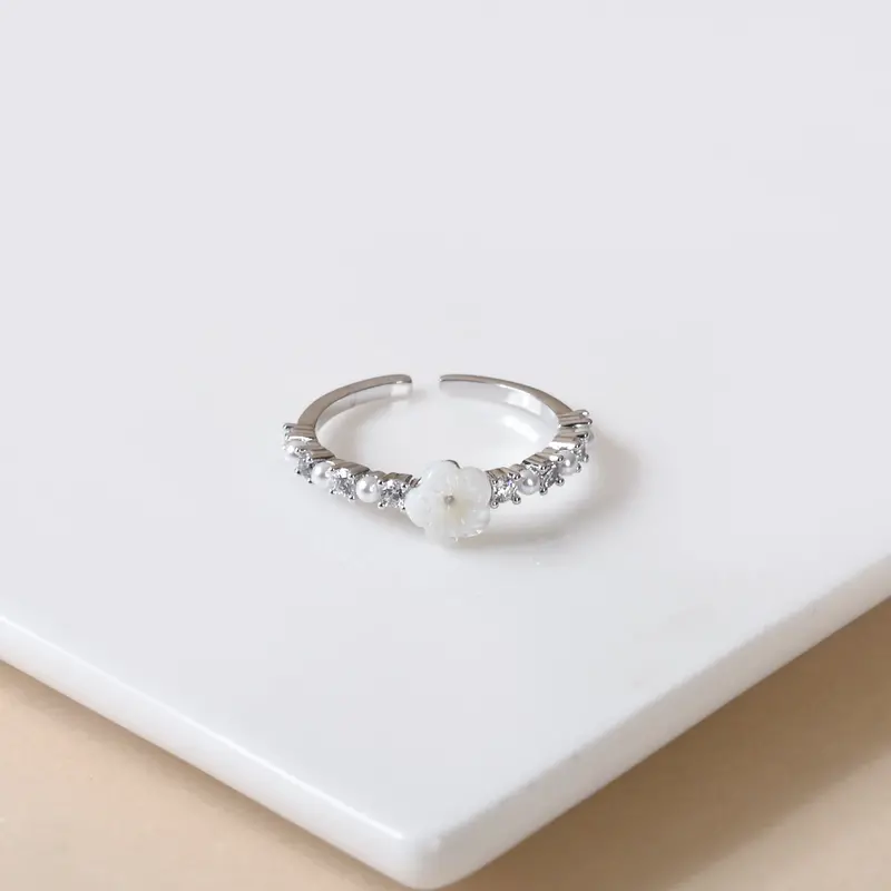 Snow-Floral Adjustable Silver Ring 1