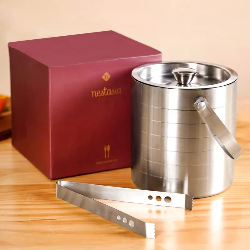 Stainless Steel Pinstripe Ice Bucket With Matching Tongs – 2L Capacity 1