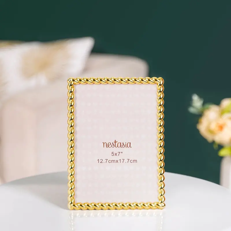 Twisted Gold Photo Frame – Large 13X18Cm Sculptural Statement 1