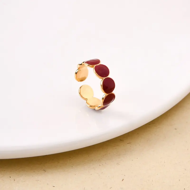Vibrant Red Enamel Accent Ring In 14K Gold 1