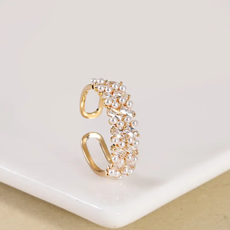 White Pearl Blossom Gold Band 1