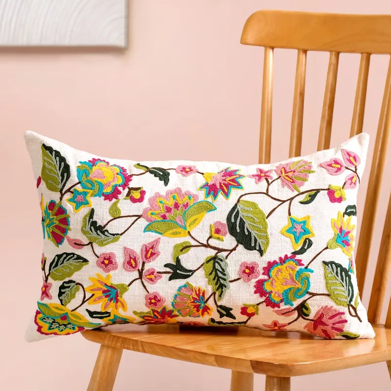 Wildflower-Themed Cotton Canvas Embroidered Pillow Cover – 50X30Cm 1