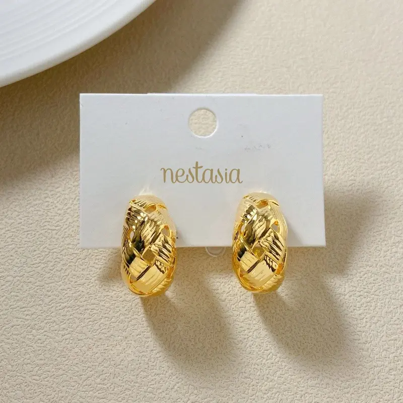 Woven Gold Chic Metal Hoop Earrings 1